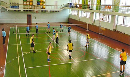 Играй в волейбол в Городе спорта